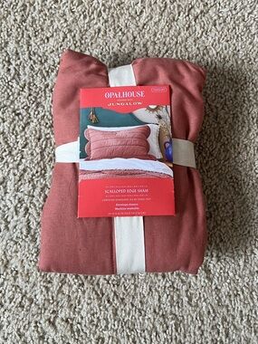 Opalhouse Scalloped Edge Sham in Terracotta
